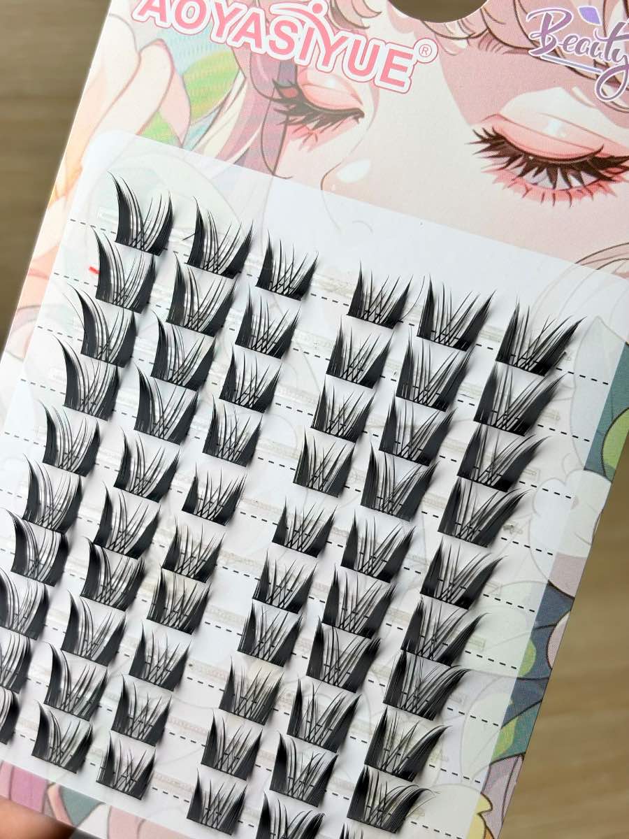 COMBO LOOK ENCANTADO PESTAÑAS + UÑAS